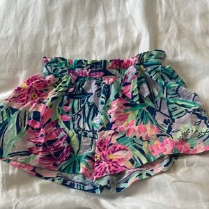 Lilly Pulitzer girls run around shorts